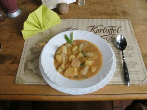 Kohlrabi-Eintopf mit Hackfleisch