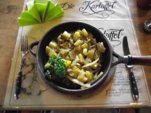 Kohlpfanne mit Kartoffeln