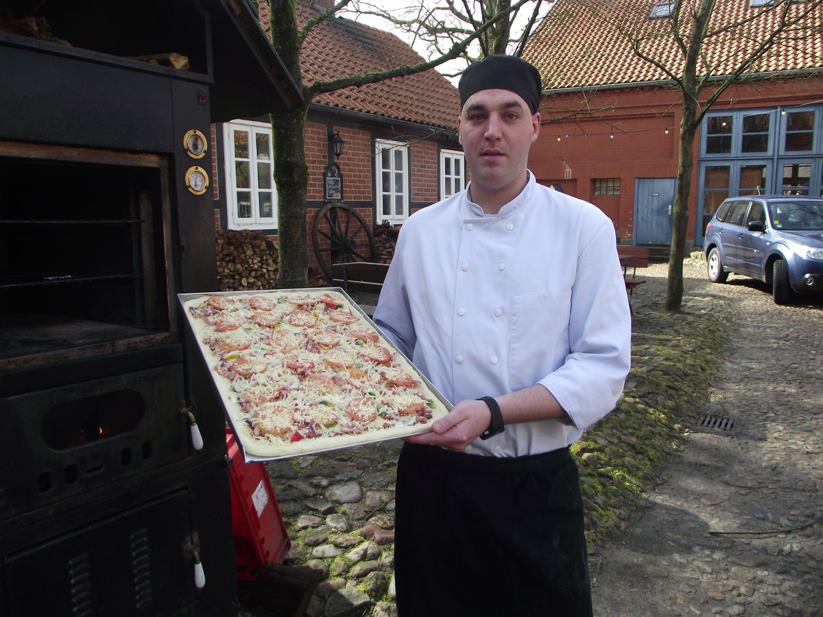 Kartoffelpizza mit Hefeteig