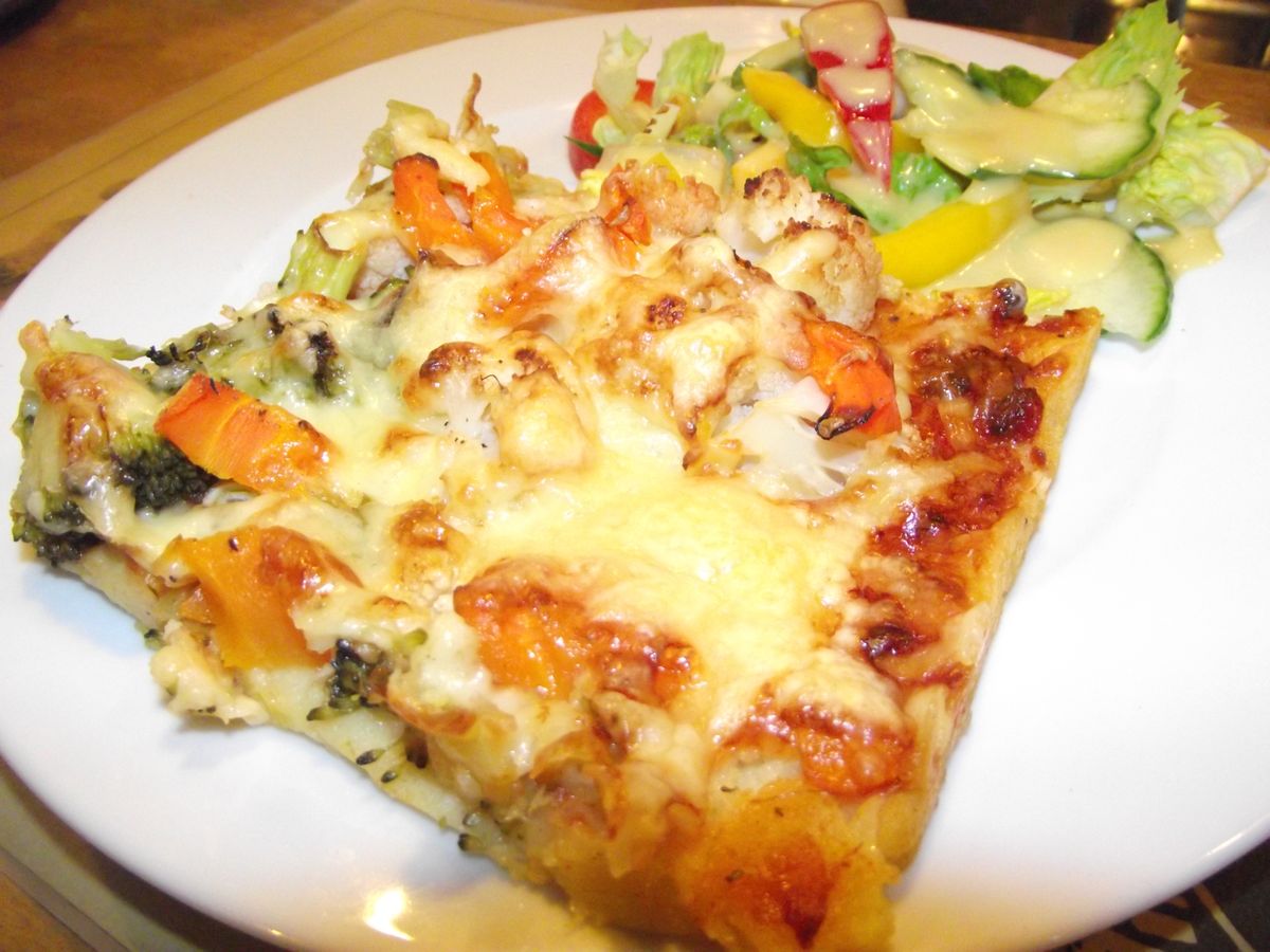 Kartoffel-Quark-Pizza mit Gemüse | Heidefarmen Blog