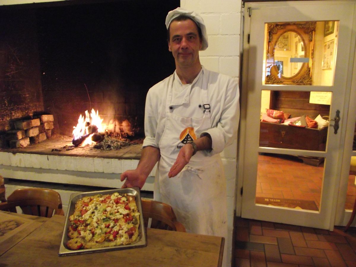 Kartoffelpizza mit Wurzelgemüse