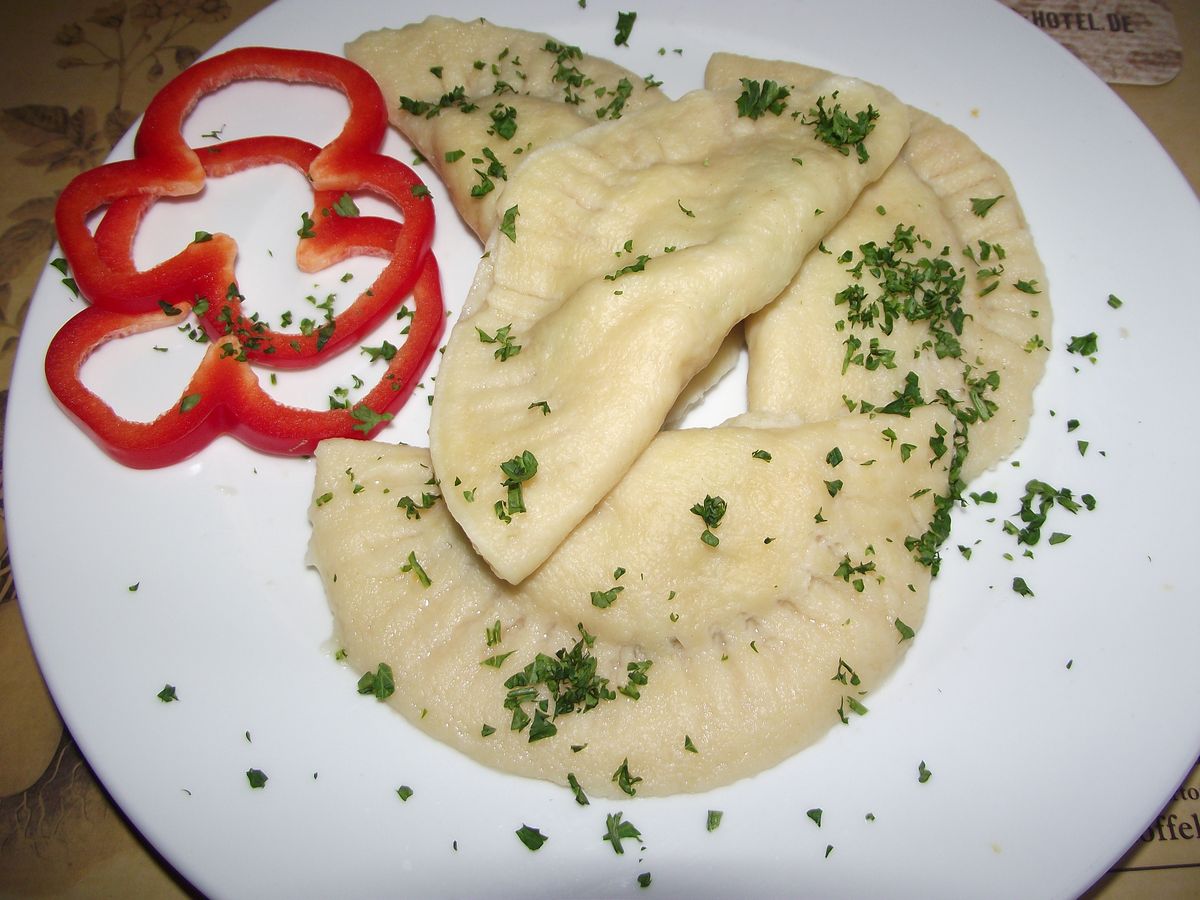 Kärntner Kasnudeln mit Steckrüben